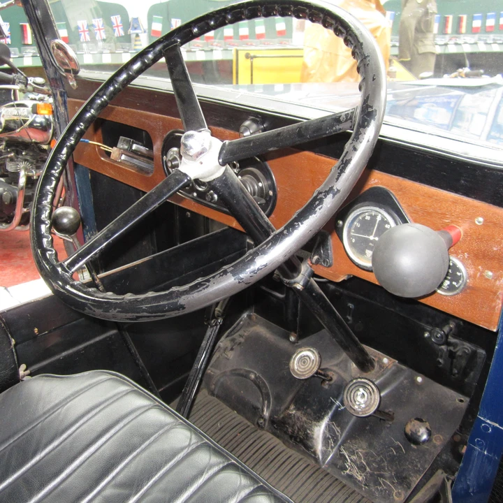 1935 Austin - Image 3 of 3