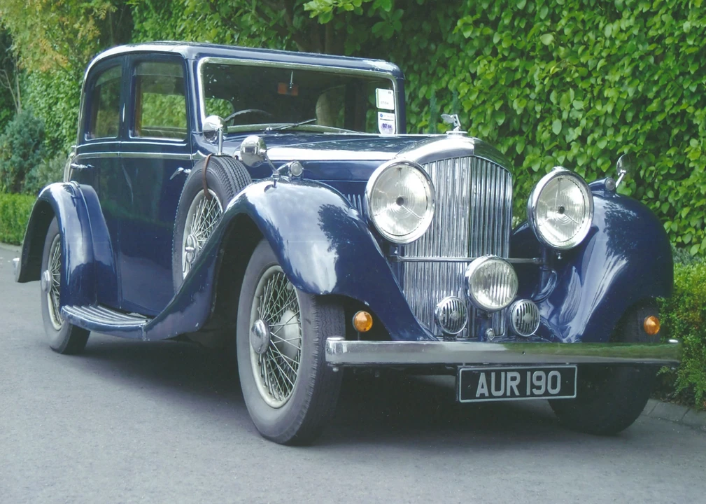 1935 Bentley 3 1/2 Litre - Image 2 of 2