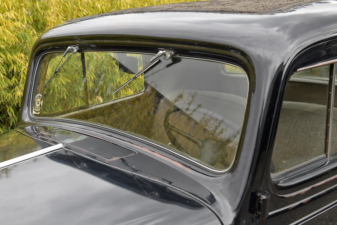 1935 Buick Super - Image 11 of 31