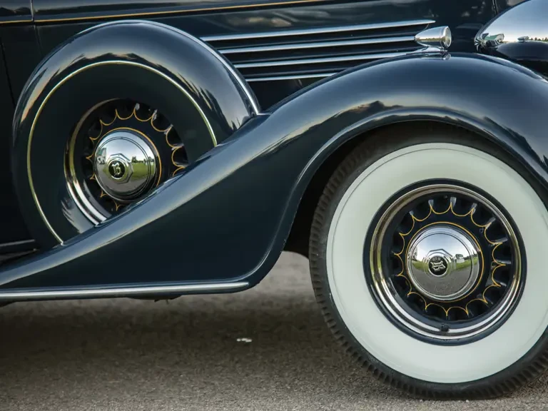 1935 Buick Century - Image 13 of 31