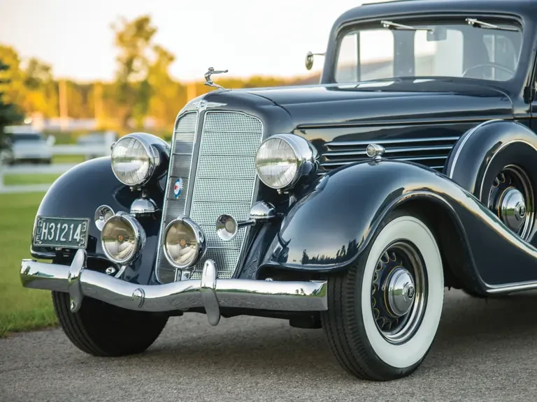 1935 Buick Century - Image 9 of 31