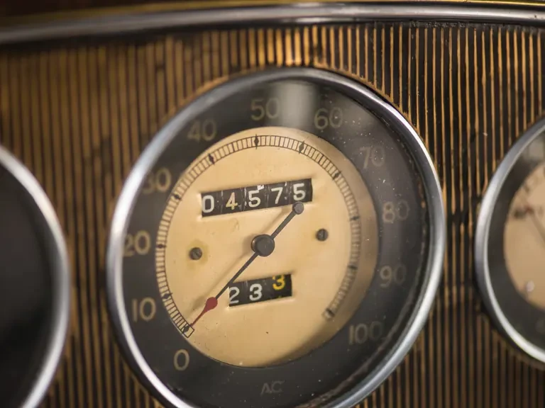 1935 Buick Century - Image 28 of 31