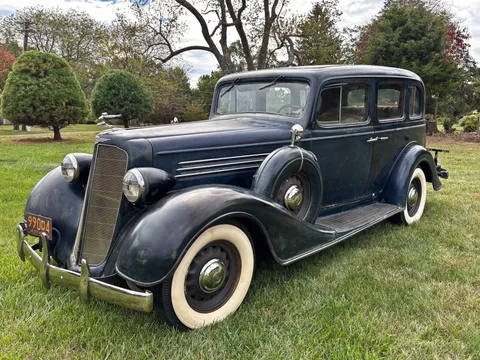 1935 Buick Series 40 Model 47 4-Door Sedan