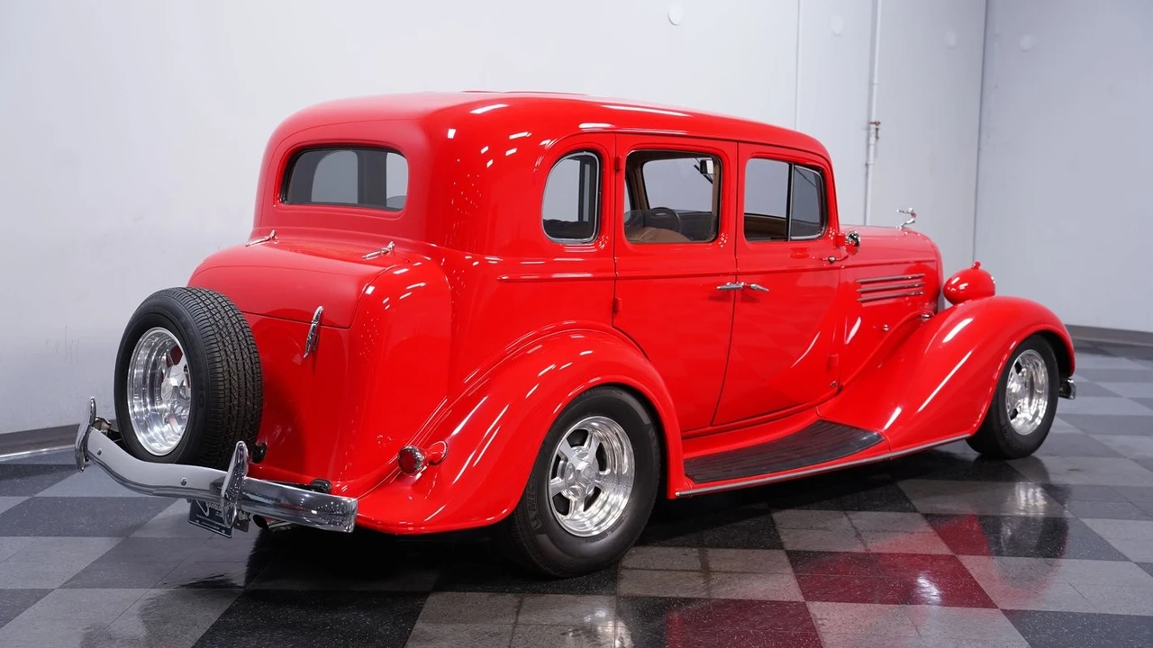 1935 Buick Super - Image 11 of 21