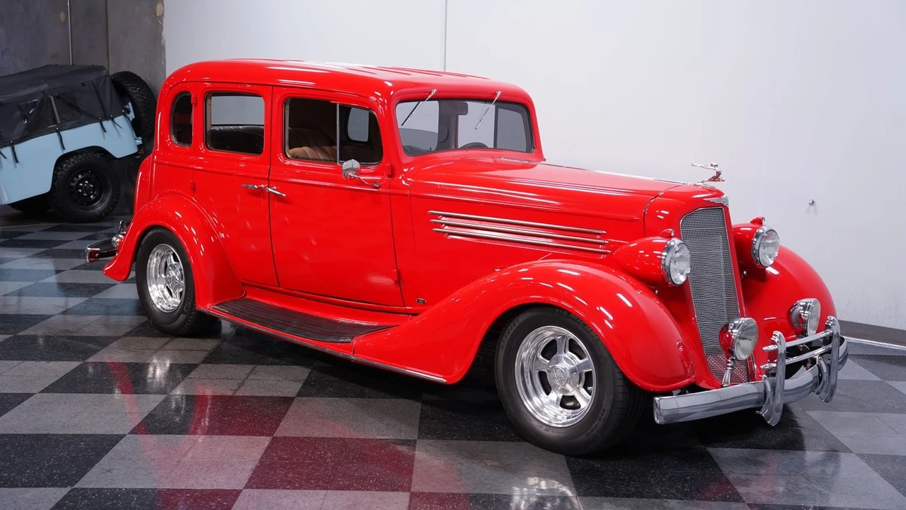 1935 Buick Super - Image 13 of 21
