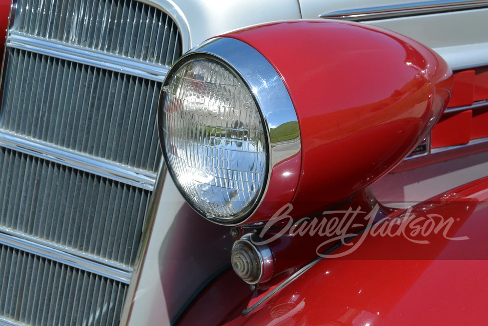 1935 Cadillac V-12 - Image 9 of 24
