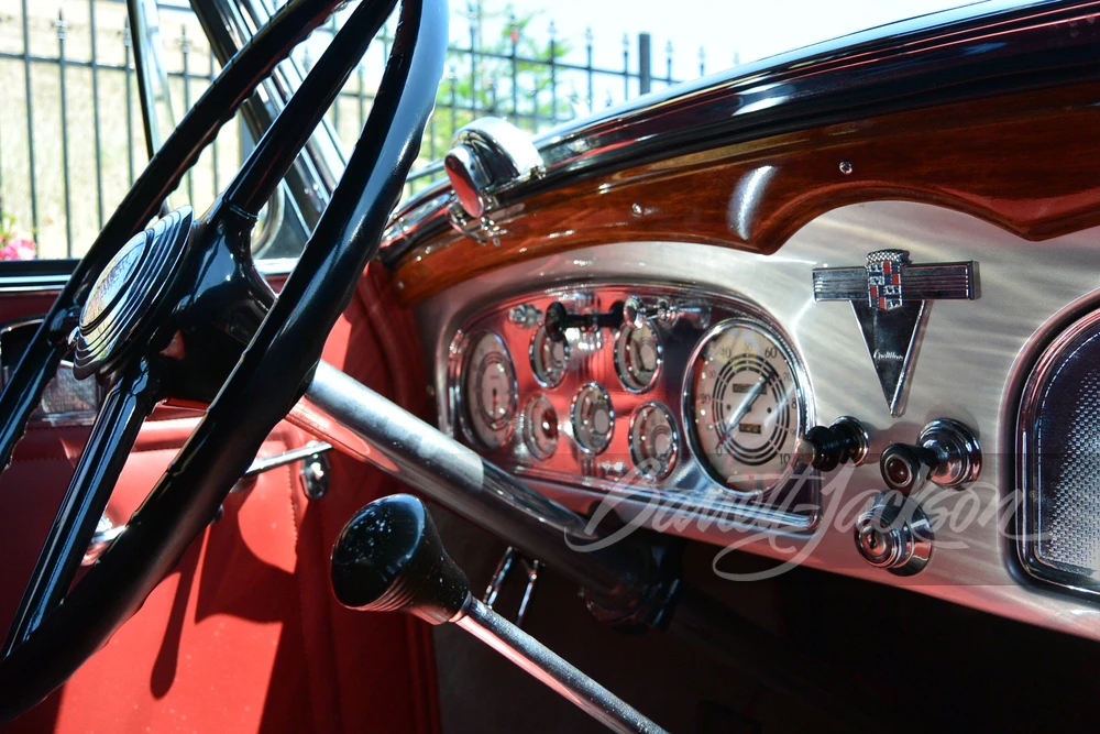 1935 Cadillac V-12 - Image 14 of 24