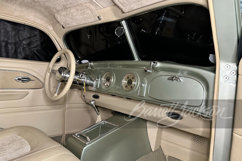 1935 Chrysler Airflow - Image 3 of 17
