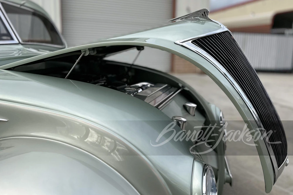1935 Chrysler Airflow - Image 4 of 17