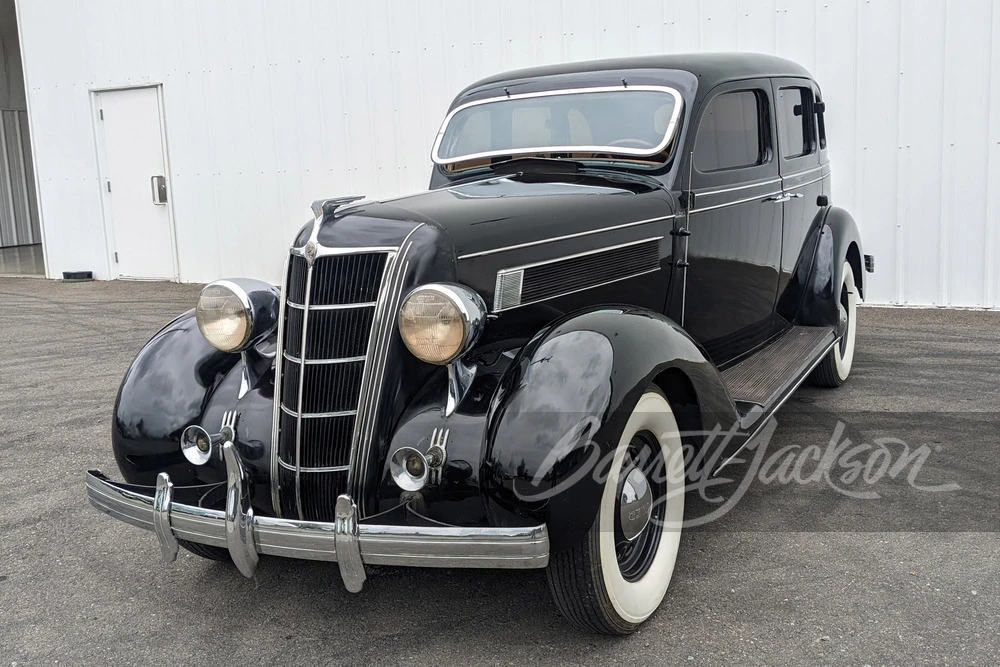 1935 Chrysler Airflow - Image 4 of 18