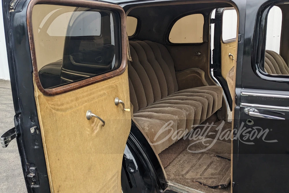 1935 Chrysler Airflow - Image 5 of 18
