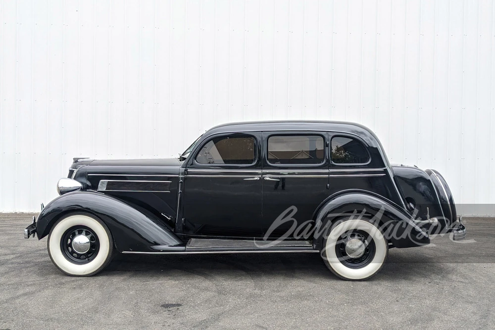 1935 Chrysler Airflow - Image 9 of 18