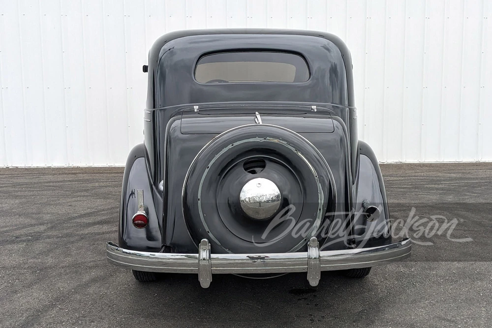 1935 Chrysler Airflow - Image 15 of 18