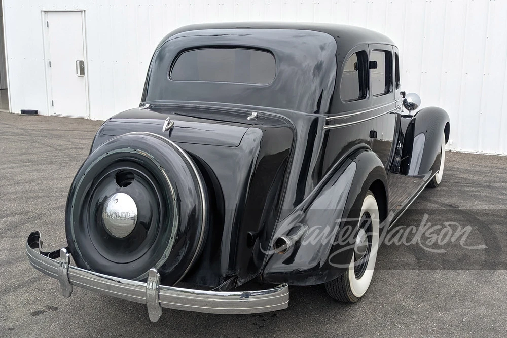 1935 Chrysler Airflow - Image 17 of 18
