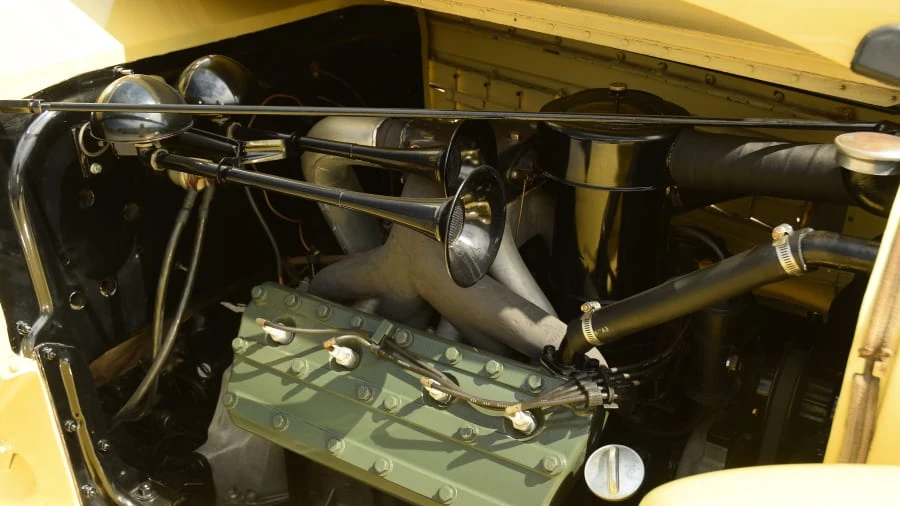 1935 Cadillac V-12 - Image 5 of 8