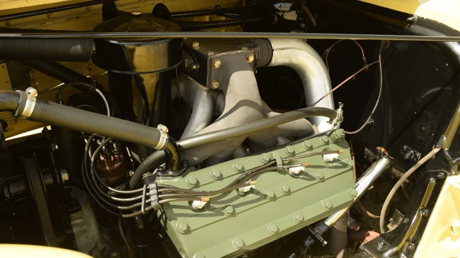 1935 Cadillac V-12 - Image 6 of 8