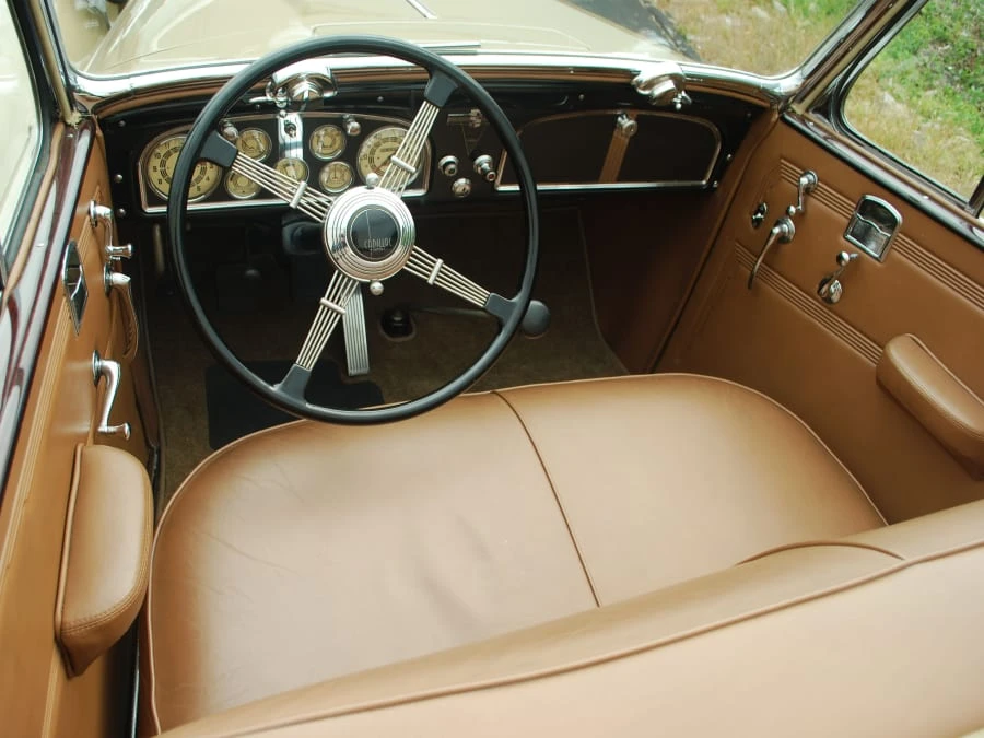 1935 Cadillac V-12 - Image 2 of 6