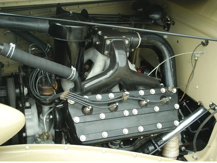 1935 Cadillac V-12 - Image 3 of 6