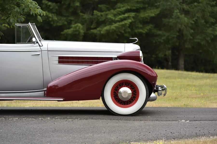 1935 Cadillac V-12 - Image 13 of 31