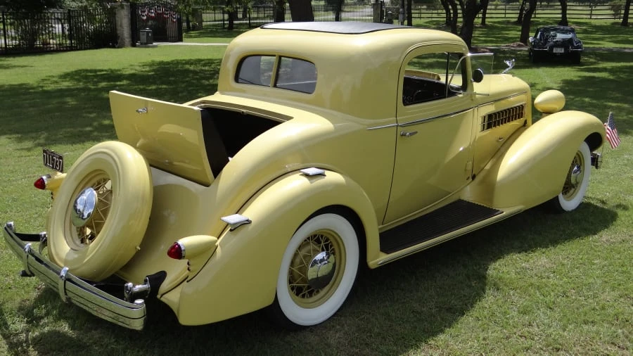 1935 Cadillac V-12 - Image 3 of 14