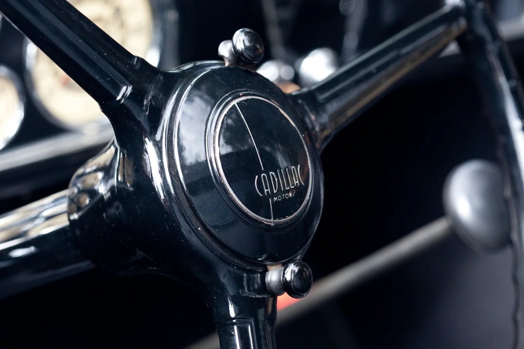 1935 Cadillac V-12 - Image 2 of 19