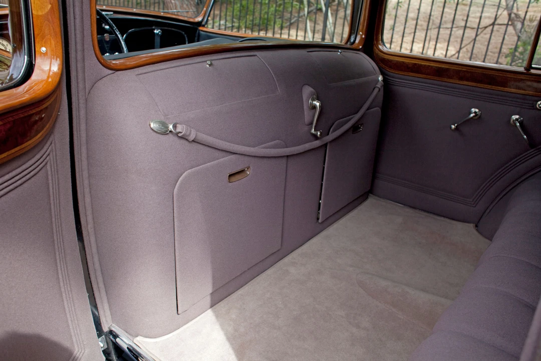 1935 Cadillac V-12 - Image 15 of 19