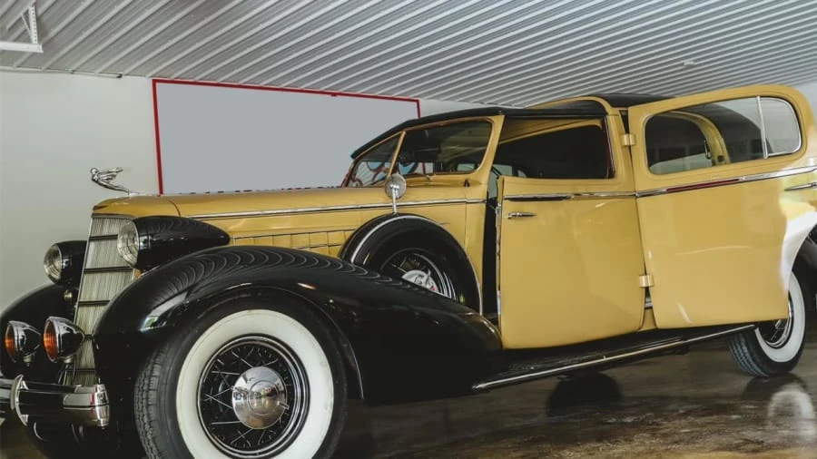 1935 Cadillac Fleetwood - Image 13 of 31