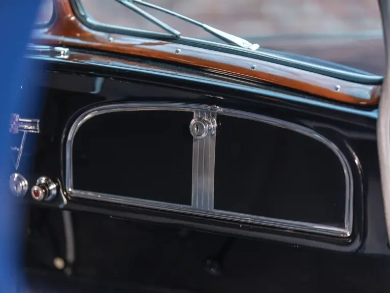 1935 Cadillac V-12 - Image 17 of 31