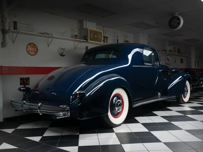 1935 Cadillac V-12 - Image 3 of 19