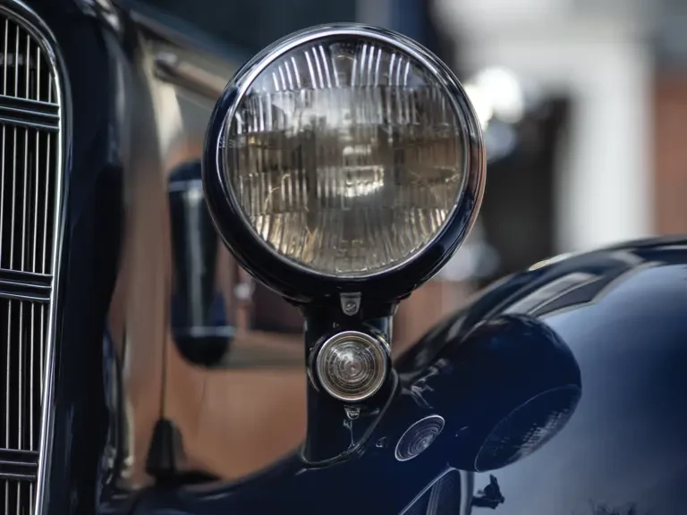1935 Cadillac V-12 - Image 22 of 31