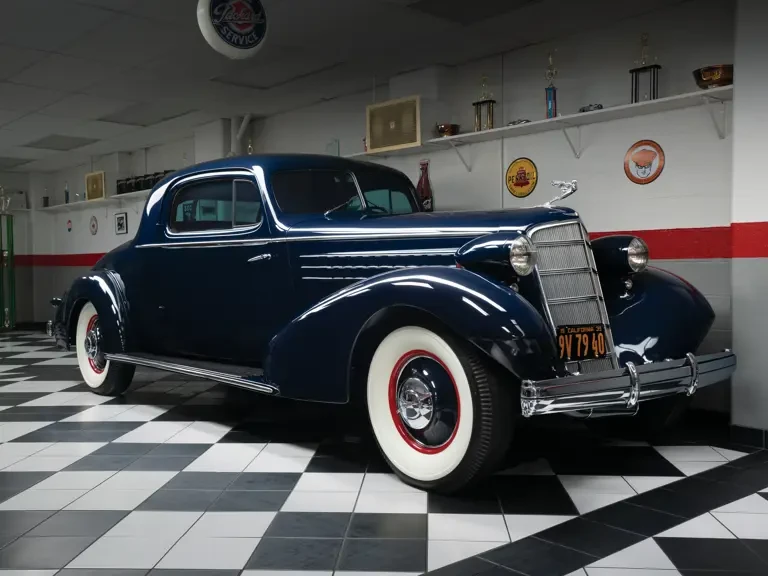 1935 Cadillac V-12 - Image 2 of 19
