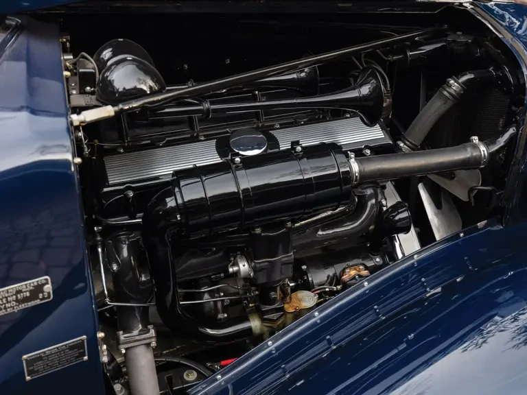 1935 Cadillac V-12 - Image 4 of 31