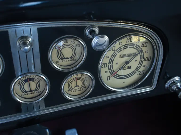 1935 Cadillac V-12 - Image 15 of 24