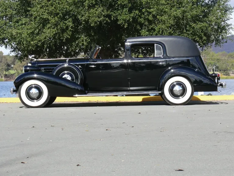 1935 Cadillac V-12 - Image 6 of 13