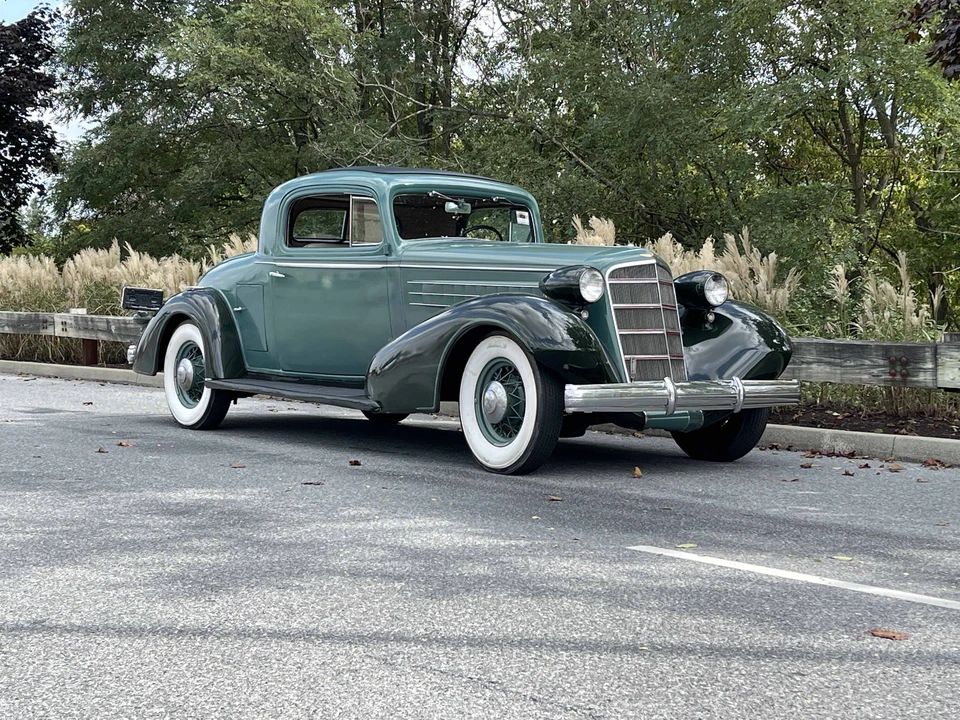1935 Cadillac V-12 - Image 11 of 31