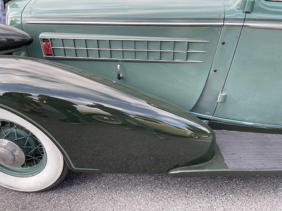 1935 Cadillac V-12 - Image 13 of 31