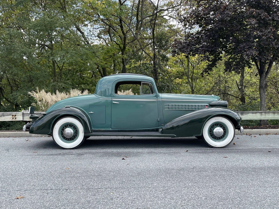1935 Cadillac V-12 - Image 5 of 31