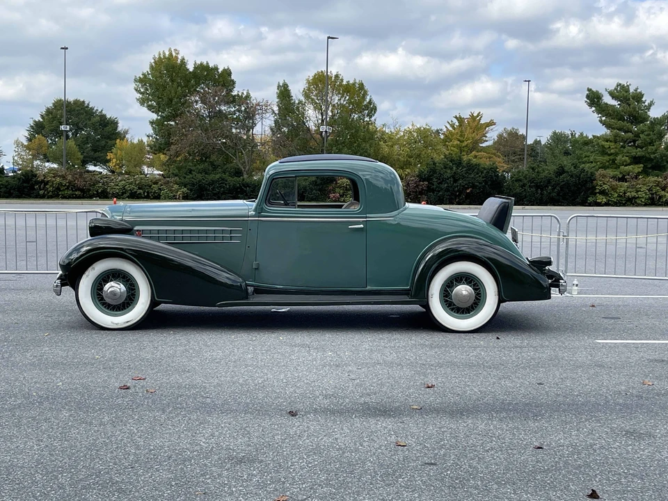 1935 Cadillac V-12 - Image 6 of 31