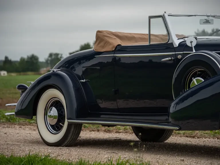 1935 Cadillac - Image 17 of 31