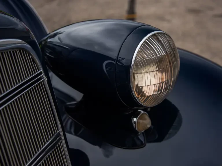 1935 Cadillac - Image 15 of 31