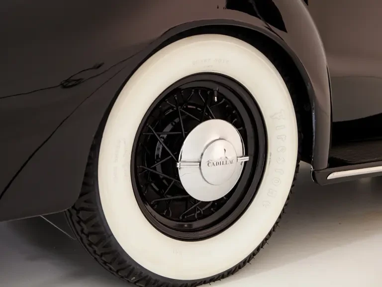 1935 Cadillac - Image 21 of 26