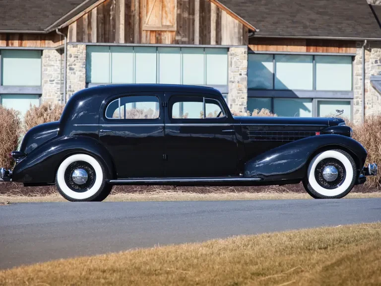 1935 Cadillac - Image 6 of 26