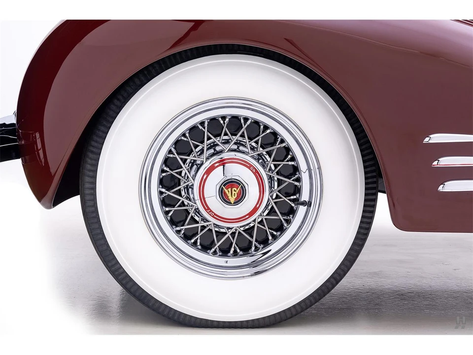 1935 Cadillac - Image 18 of 31