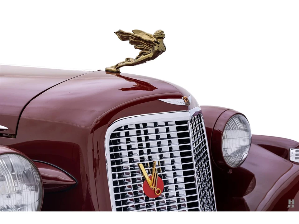 1935 Cadillac - Image 17 of 31