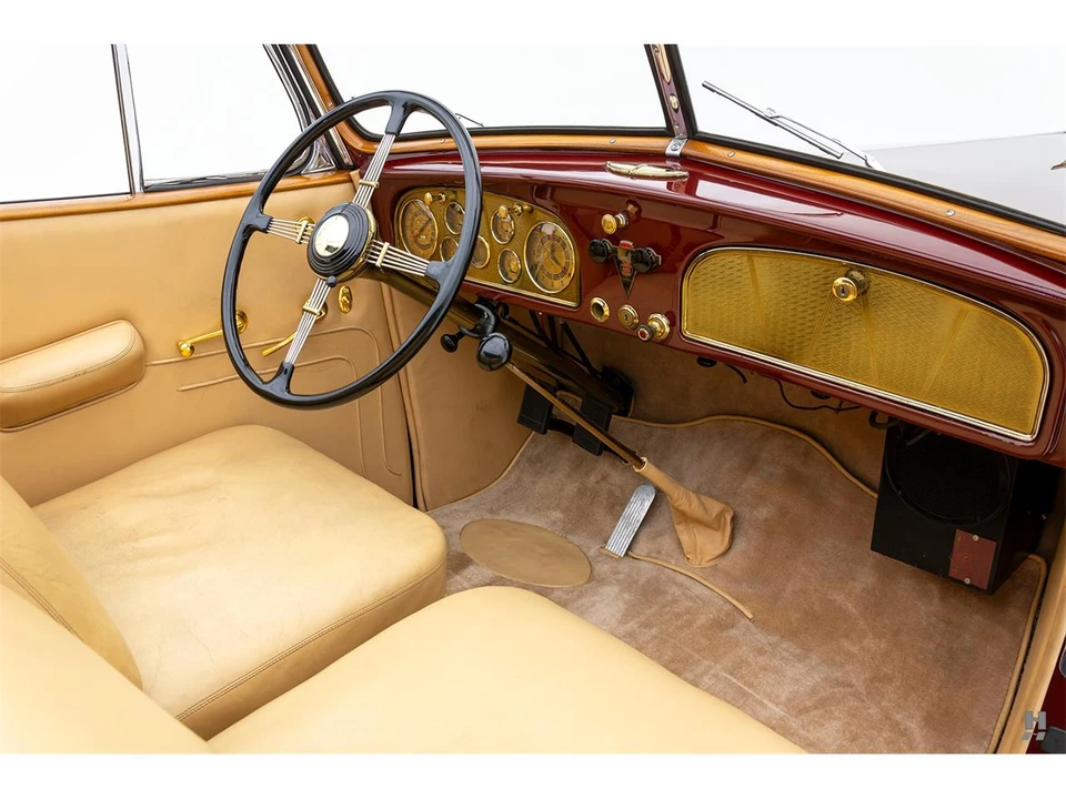 1935 Cadillac - Image 9 of 31