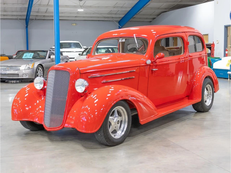 1935 Chevrolet Standard & Master & Master Deluxe & Special Deluxe - Image 3 of 31