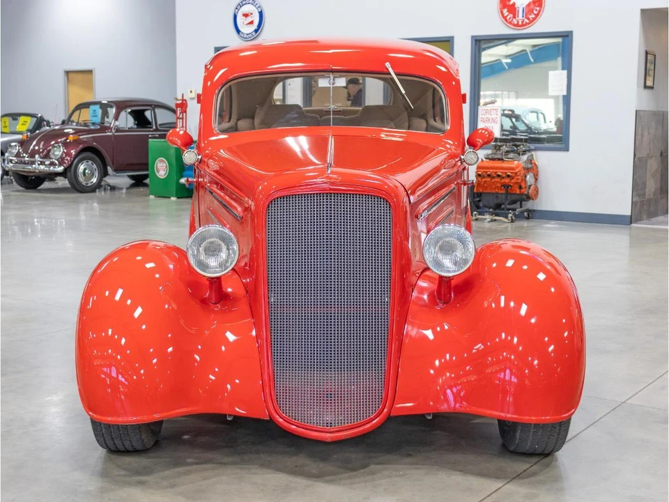 1935 Chevrolet Standard & Master & Master Deluxe & Special Deluxe - Image 2 of 31