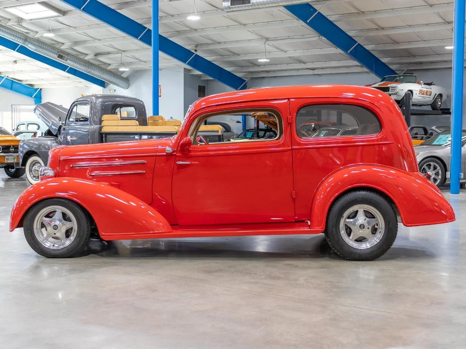 1935 Chevrolet Standard & Master & Master Deluxe & Special Deluxe - Image 5 of 31