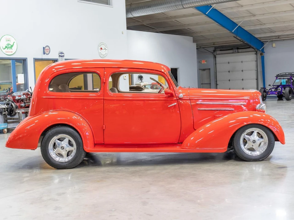 1935 Chevrolet Standard & Master & Master Deluxe & Special Deluxe - Image 10 of 31