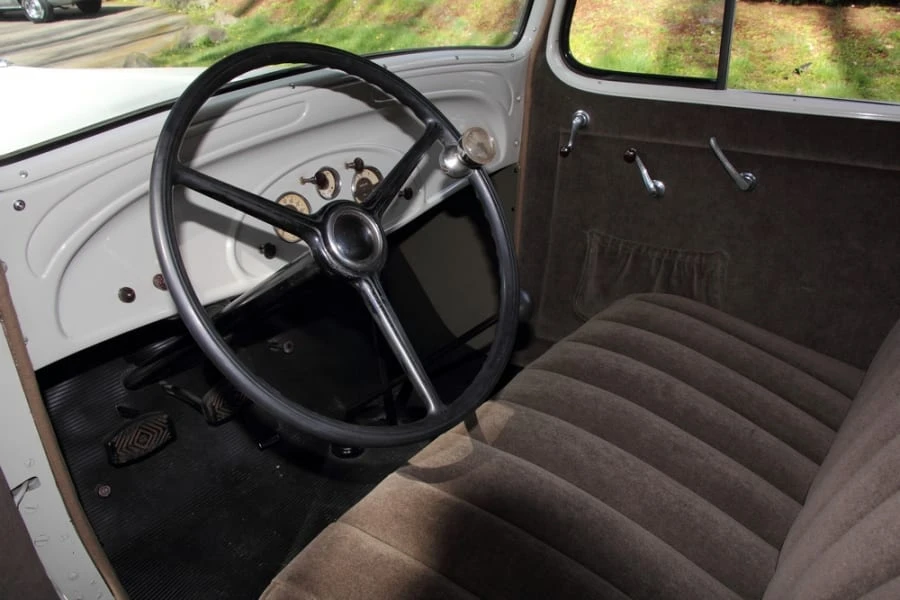 1935 Chevrolet Standard & Master & Master Deluxe & Special Deluxe - Image 4 of 9